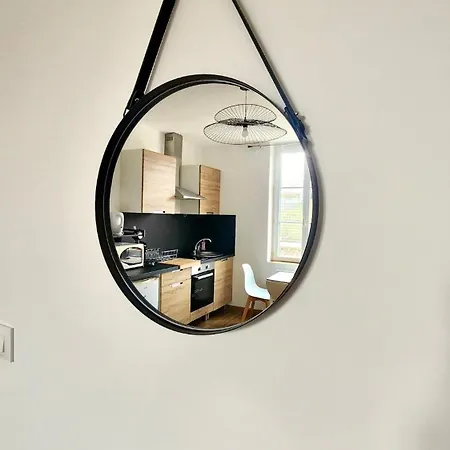 Les Pieds Dans L'eau Apartment